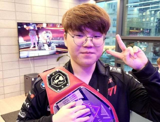 善于与队友 善于与队友