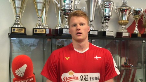 一位来自济 一位来自济