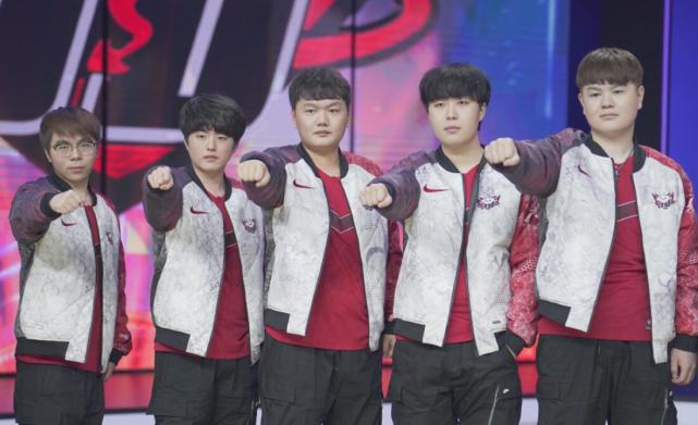 攻防一体的 攻防一体的