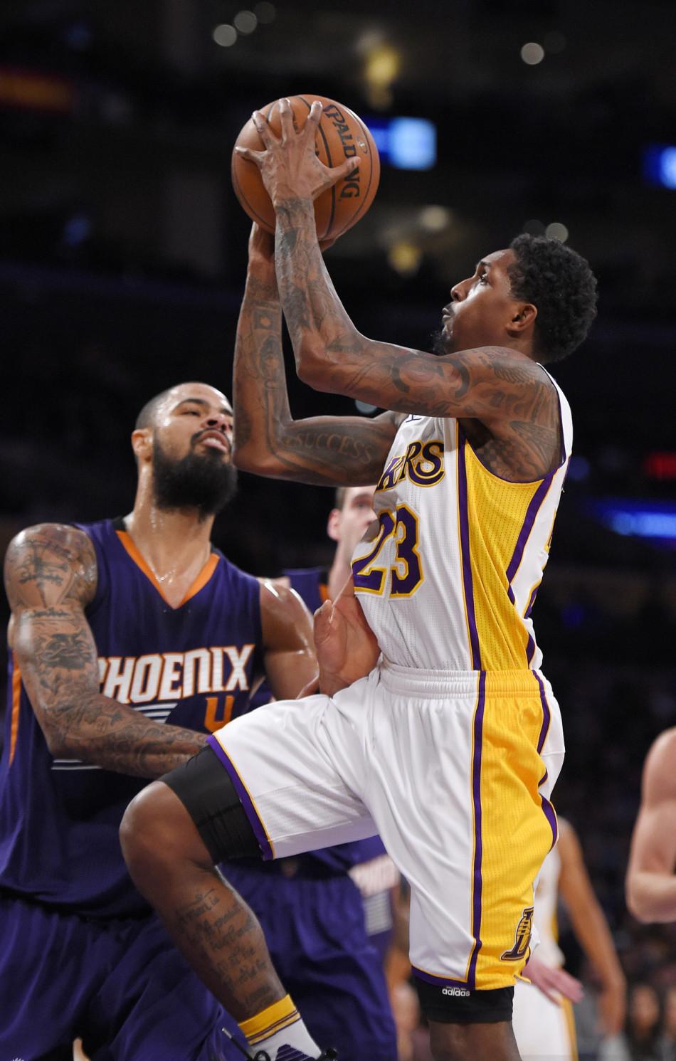 热火顽强逆转猛龙，展现开云季后赛般气质