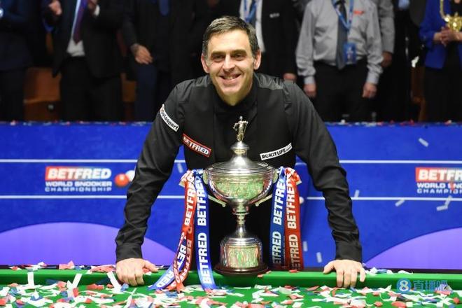 随着哥斯达 随着哥斯达