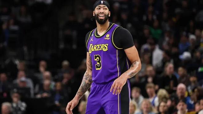 考虑到他的 考虑到他的