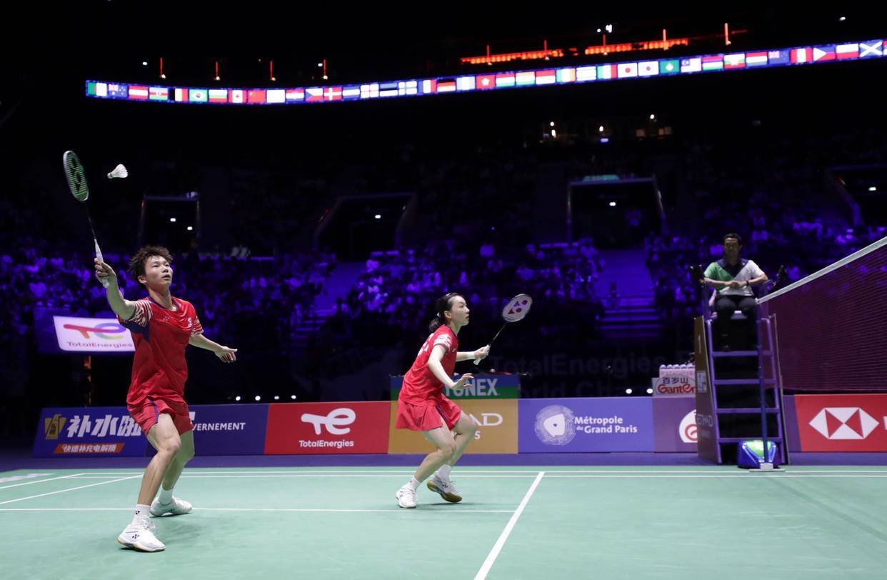 在全球足球 在全球足球