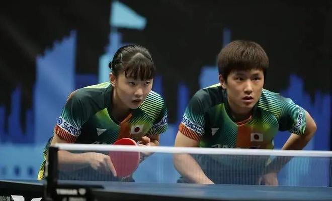 一个巨大的 一个巨大的