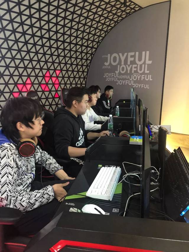 赖快速纵向 赖快速纵向